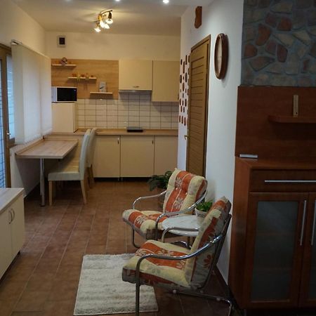 Chloe Apartman Szigetvár Εξωτερικό φωτογραφία