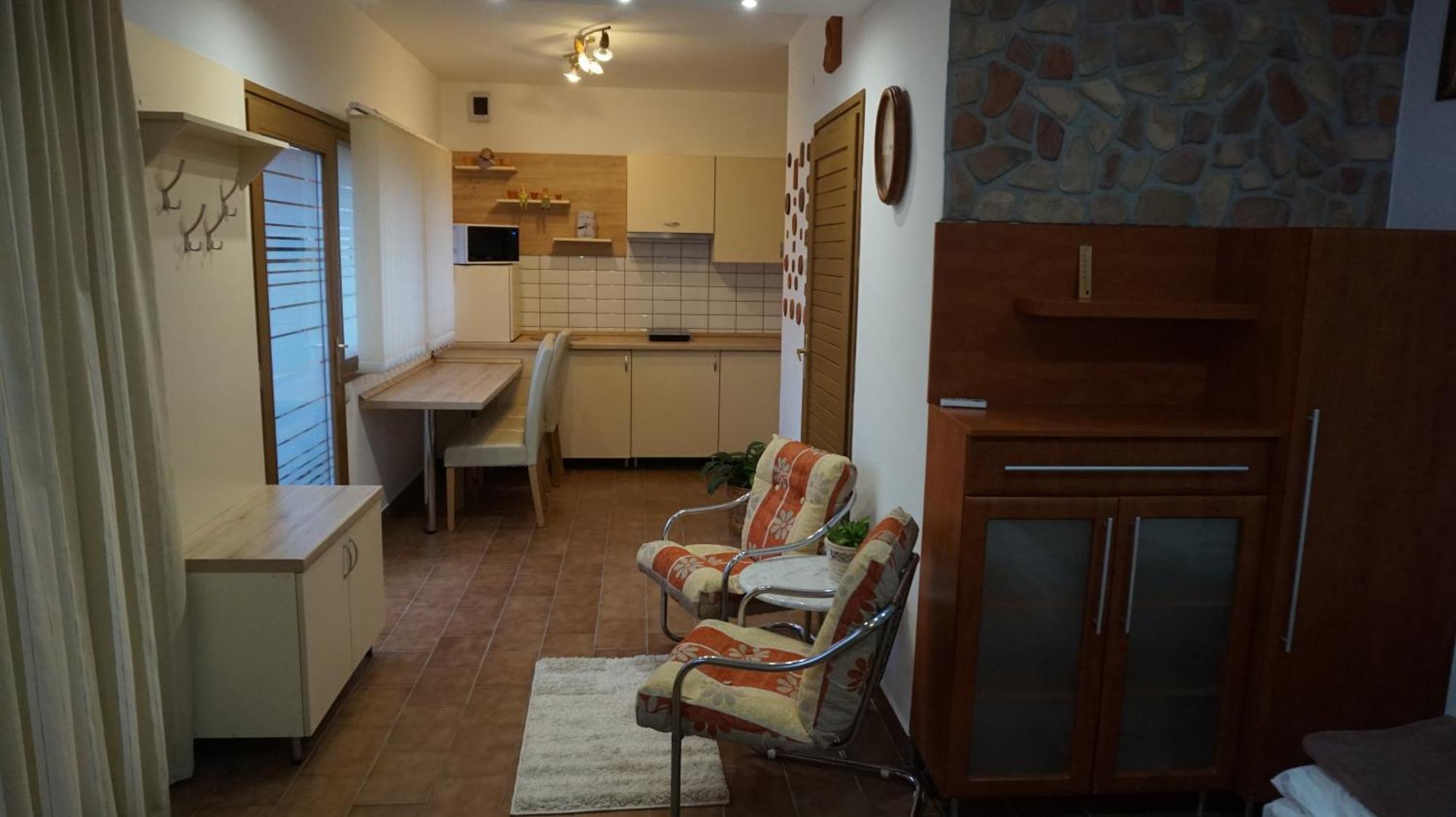 Chloe Apartman Szigetvár Εξωτερικό φωτογραφία